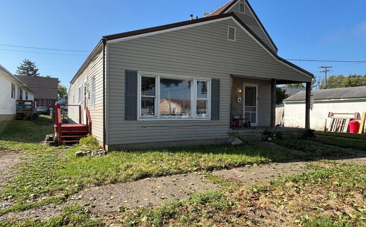 Pictures of Multifamily property located at 417 Half Avenue, Circleville, OH 43113 for sales - image #1