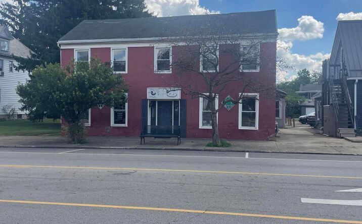 Pictures of Mixed Use property located at 335 E Court Street, Washington Court House, OH 43160 for sales - image #1