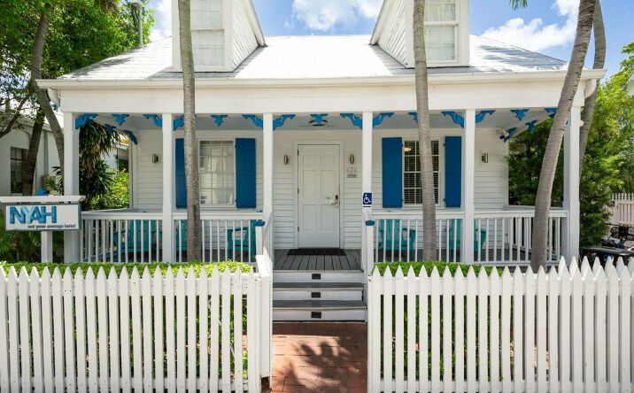Pictures of Hospitality property located at 823 Fleming Street, Key West, FL 33040 for sales - image #1