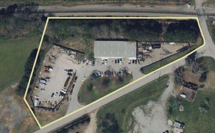 Pictures of Industrial property located at 4104 W White Rd, Oakwood, GA 30566 for sales - image #1