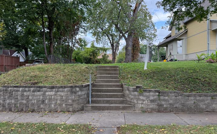 Pictures of Land property located at 763 4th st, Saint Paul, MN 55106 for sales - image #1