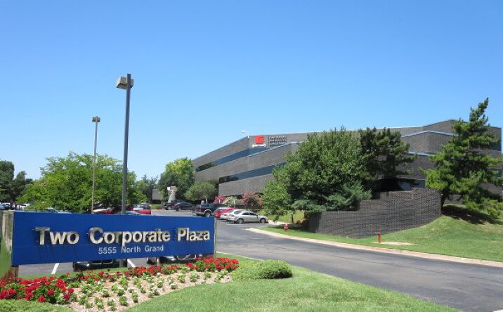 Pictures of Office property located at 5555 N Grand Blvd, Oklahoma City, OK 73112 for sales - image #1