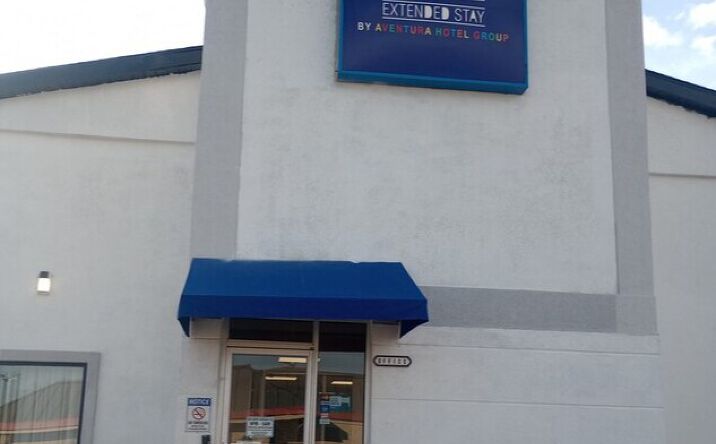 Pictures of Hospitality property located at 2501 52nd Ave, Moline, IL 61265 for sales - image #1