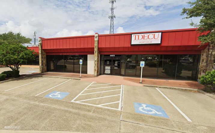 Pictures of Retail property located at 4603 N Navarro St, Victoria, TX 77901 for sales - image #1