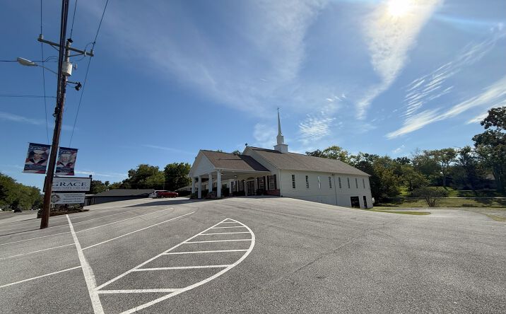 Pictures of Mixed Use, Retail, Special Purpose property located at 438 W Race St, Kingston, TN 37763 for sales - image #1