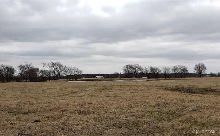 Pictures of Land property located at 33128 E 61st Street S, Broken Arrow, OK 74014 for sales - image #1
