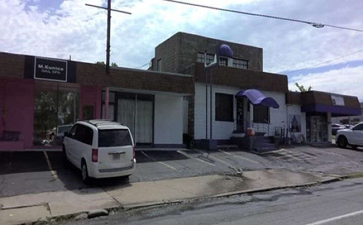Pictures of Retail property located at 2921 S Harvard East Avenue, Tulsa, OK 74114 for sales - image #1