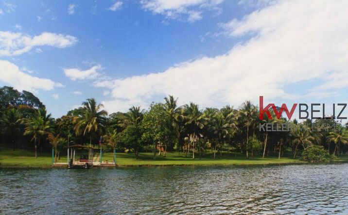 Pictures of Retail, Land property located at One of a Kind Resort Style Property on 83+ Acres, Belize, Belize 00000 for sales - image #1