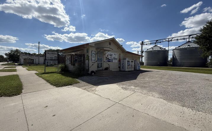 Pictures of Land property located at 209 N Cottonwood AVE, Strong City, KS 66869 for sales - image #1