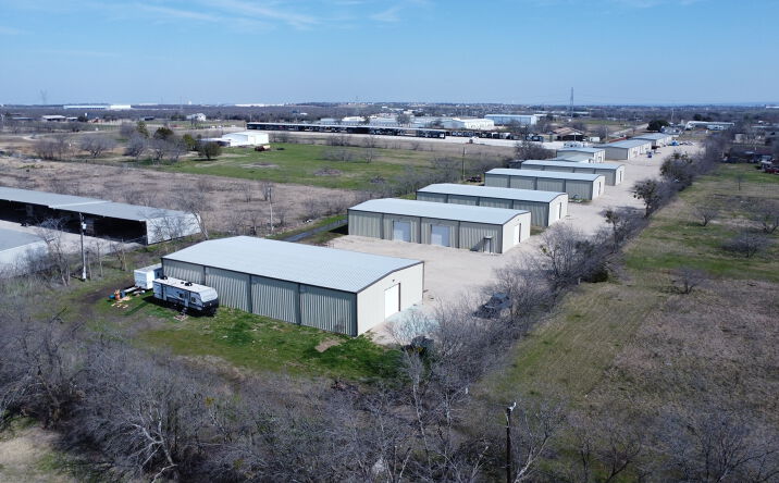 Pictures of Industrial property located at 4632 County Rd 617, Alvarado, TX 76009 for sales - image #1