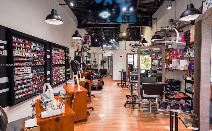 Pictures of Business for Sale, Retail, Office property located at 9660 PINES BVLD, Pembroke Pines, FL 33024 for sales - image #1