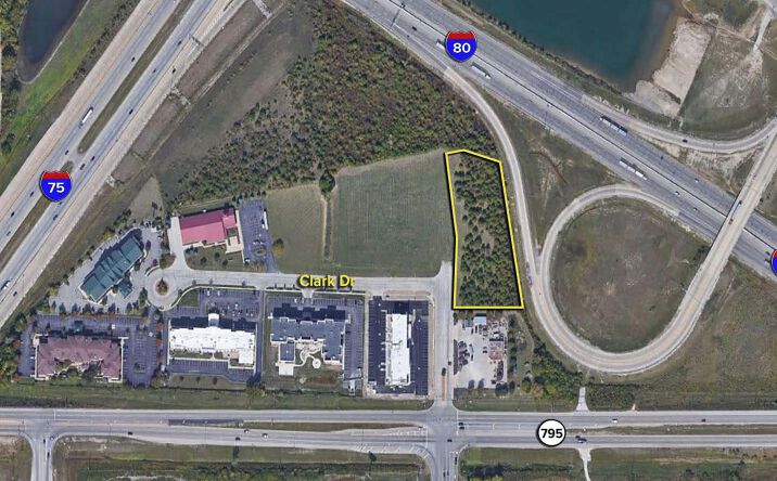 Pictures of Land property located at 0 Clark Dr, Rossford, OH 43460 for sales - image #1