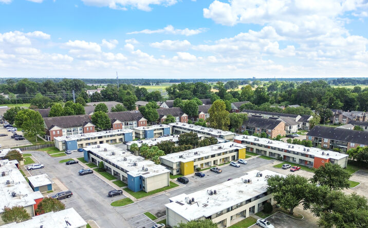 Pictures of Multifamily property located at 1855 Brightside Dr, Baton Rouge, LA 70820 for sales - image #1