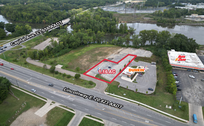 Pictures of Land property located at 2754 Lincolnway East, Mishawaka, IN 46544 for sales - image #1