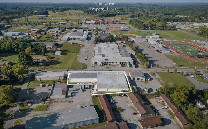 Pictures of Office, Self Storage property located at 809 E 20th Street, Cookeville, TN 38501 for sales - image #1