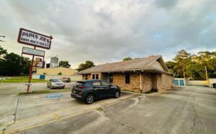 Pictures of Retail, Mixed Use property located at 511 Tyler Ave, Tylertown, MS 39667 for sales - image #1