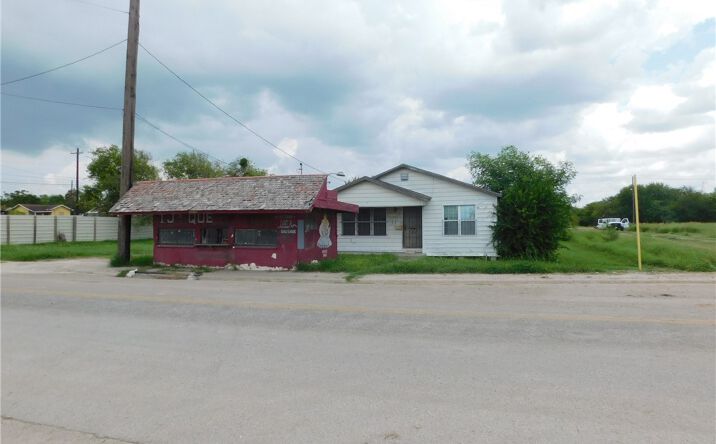 Pictures of Industrial property located at 2214 Winnebago St, Corpus Christi, TX 78401 for sales - image #1