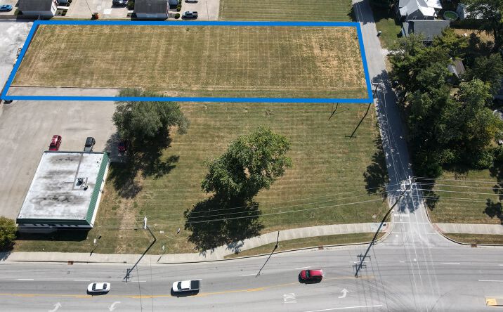 Pictures of Land property located at 3020 S 13th St, Terre Haute, IN 47802 for sales - image #1