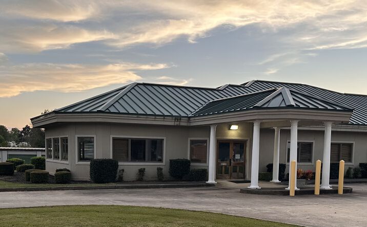 Pictures of Business for Sale, Office property located at 941 N Logan St, Gaffney, SC 29341 for sales - image #1