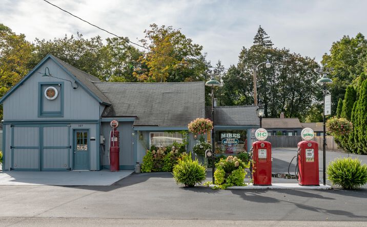 Pictures of Retail property located at 107 Boston Post Rd, Amherst, NH 03031 for sales - image #1