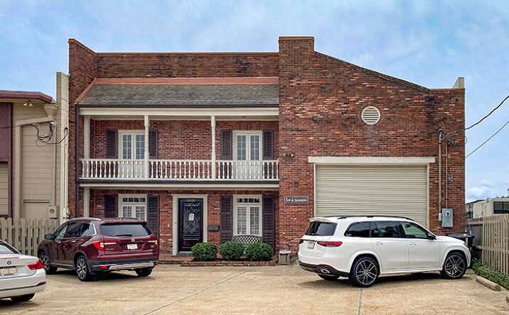Pictures of Industrial, Office property located at 3020 20th St, Metairie, LA 70002 for sales - image #1