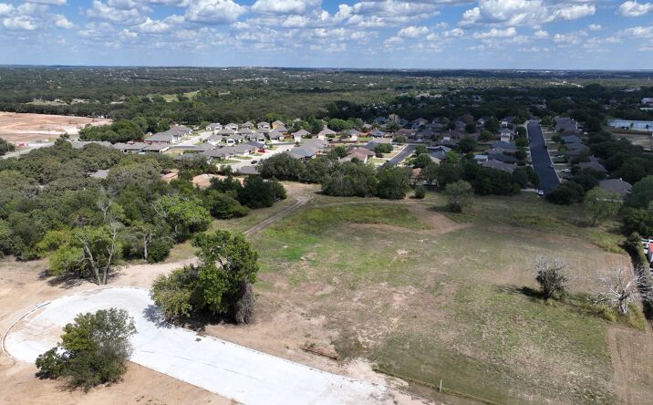 Pictures of Land property located at 112 Industrial St, Weatherford, TX 76086 for sales - image #1
