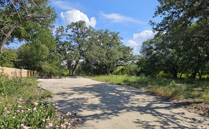 Pictures of Land property located at 5142 Wurzbach Rd, San Antonio, TX 78238 for sales - image #1
