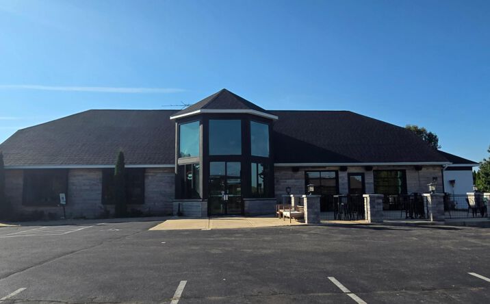 Pictures of Retail property located at 999 Confidential Drive, McHenry, IL 60050 for sales - image #1