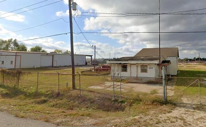 Pictures of Special Purpose property located at 602 Engineers Road, Belle Chasse, LA 70037 for sales - image #1