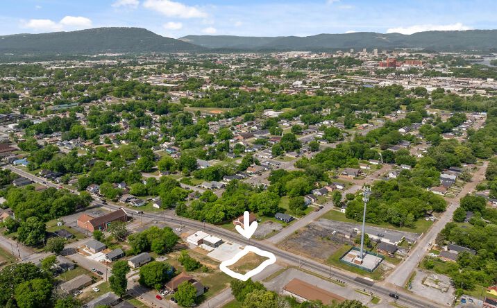 Pictures of Land property located at 818 Dodson Avenue, Chattanooga, TN 37406 for sales - image #1