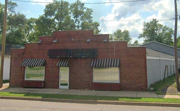 Pictures of Office property located at 2918 Portage Street, Kalamazoo, MI 49001 for sales - image #1
