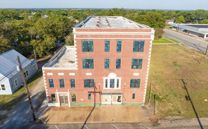 Pictures of Business for Sale property located at 607 Lyons Ave, Schulenburg, USA 78956 for sales - image #1