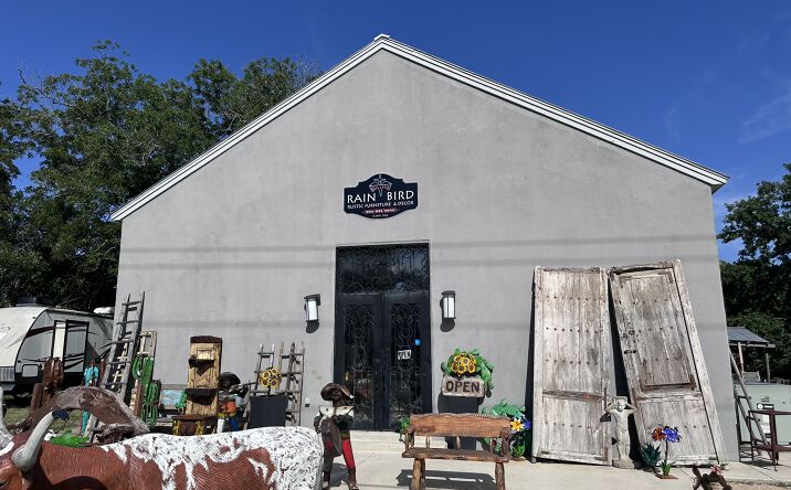 Pictures of Mixed Use, Retail, Special Purpose property located at 103 Main St, Blanco, TX 78606 for sales - image #1