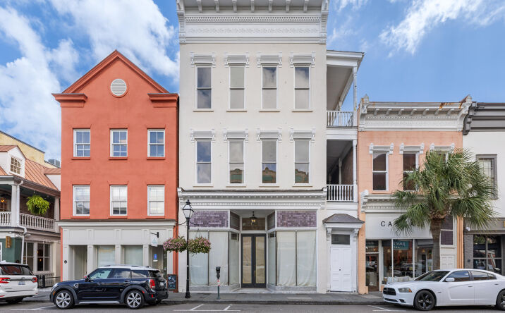 Pictures of Retail property located at 438 King Street, Charleston, SC 29403 for sales - image #1