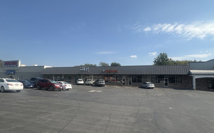 Pictures of Mixed Use, Office, Retail property located at 1704-1720 N. Baltimore St, Kirksville, MO 63501 for sales - image #1