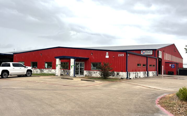Pictures of Industrial property located at 205 Mustang Cove, Taylor, TX 76574 for sales - image #1