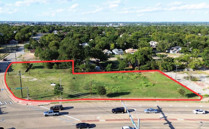 Pictures of Land property located at 1201 E Rosedale St, Fort Worth, TX 76104 for sales - image #1