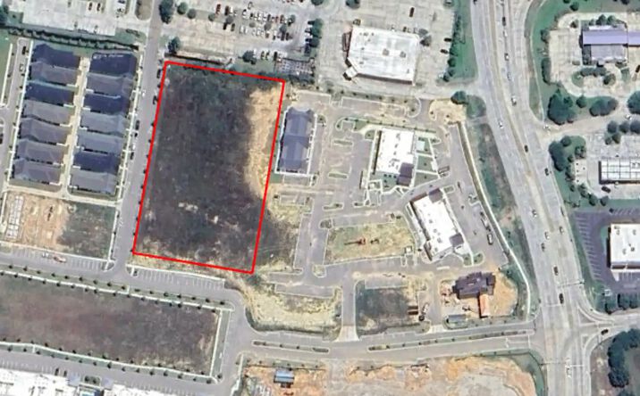 Pictures of Retail property located at 14345 Grand Settlement Blvd, Baton Rouge, LA 70818 for sales - image #1