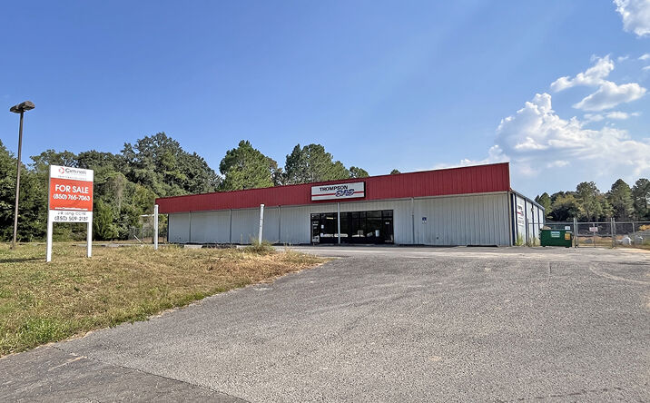 Pictures of Industrial, Office, Retail property located at 106 Industrial Dr, Bonifay, FL 32425 for sales - image #1