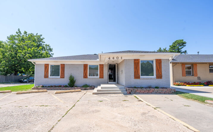 Pictures of Office property located at 4401 N Meridian Ave, Warr Acres, OK 73112 for sales - image #1