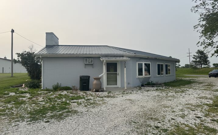 Pictures of Retail, Office property located at 309 E. First St Greentop, MO, Greentop, MO 63546 for sales - image #1