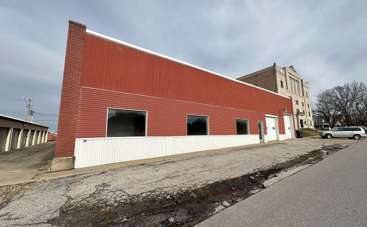 Pictures of Mixed Use, Retail, Self Storage property located at 211 E. Harrison St, Kirksville, MO 63501 for sales - image #1