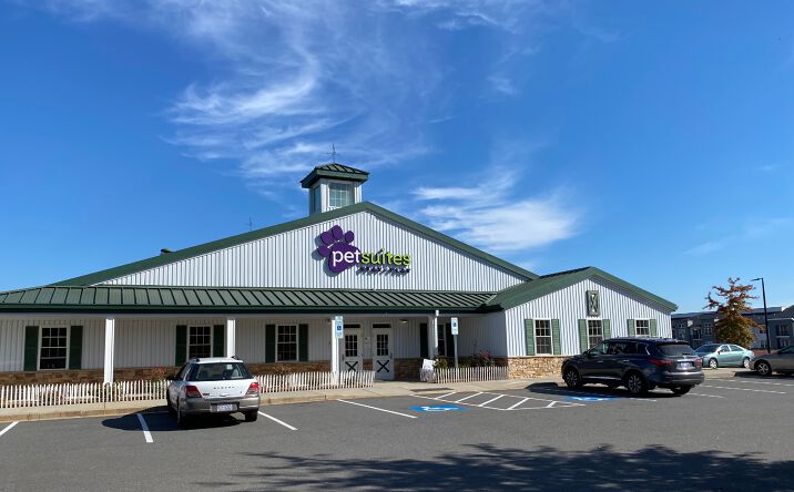 Pictures of Retail property located at 219 Archdale Dr, Charlotte, NC 28217 for sales - image #1