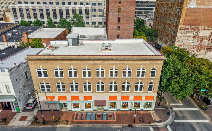 Pictures of Office, Retail property located at 131 W 4th St, Winston-Salem, NC 27101 for sales - image #1
