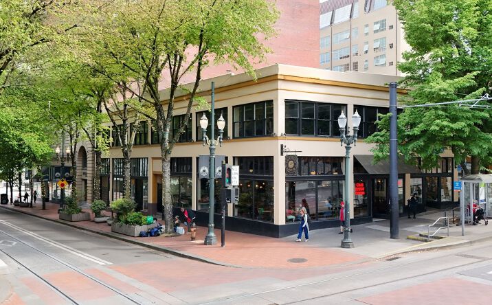 Pictures of Office, Retail property located at 802 SW 10th Ave, Portland, OR 97205 for sales - image #1
