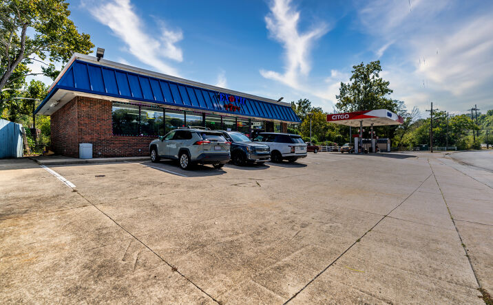 Pictures of Retail property located at 108 Boone Rd, Eden, NC 27288 for sales - image #1