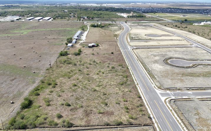 Pictures of Self Storage, Retail, Land property located at 158 Stockmen, Maxwell, TX 78656 for sales - image #1