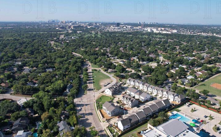Pictures of Land property located at 9239 Greenville Ave, Dallas, TX 75243 for sales - image #1