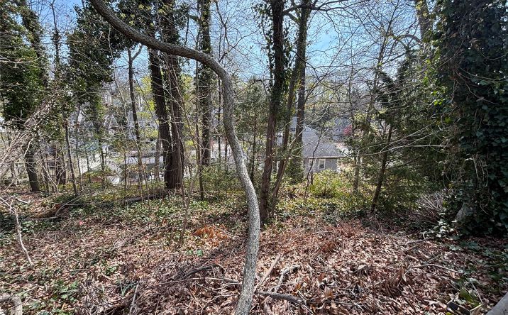 Pictures of Land property located at Glades Way, Huntington, NY 11743 for sales - image #1