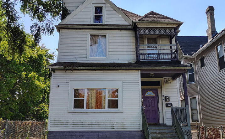 Pictures of Multifamily property located at 415 W 62nd Street, Chicago, IL 60621 for sales - image #1